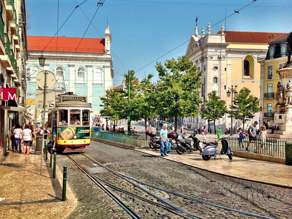 Blue Budget Apartments Bairro Alto Lisbon Bagian luar foto
